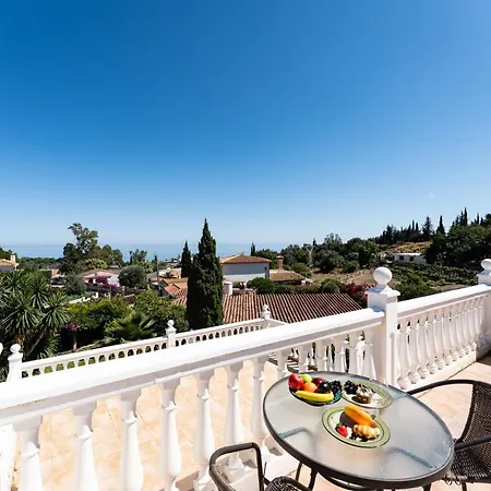 Ct 389 - Faro's Charming & Private Pool In Villa Benalmadena