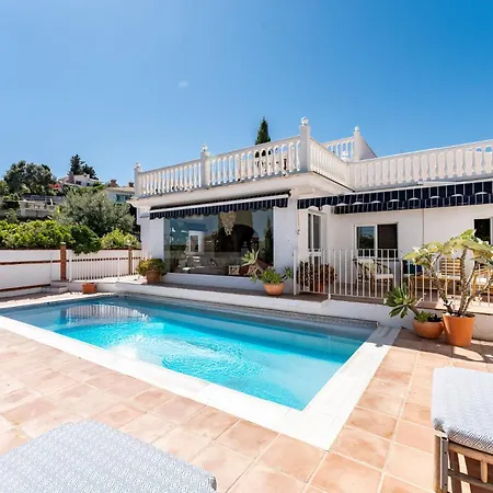 Ct 389 - Faro's Charming & Private Pool In